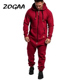 ZOGAA Sets Mannen Winter heren Jumpsuit met capuchon Solid Casual Trainingspak Grote Maat Eenvoudige Persoonlijkheid Heren Kleding Chic 220615