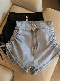 Zoki sexy shirring slanke denim shorts vrouwen mode Koreaanse hoge taille casual zomerknop allemaal match harajuku 240407