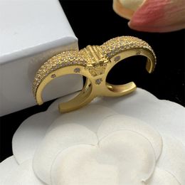 ZT15 Fashion Luxury Letter Ban Bracelet Designer Boucles d'oreilles pour femmes Girls Ring Jewelry pour la Saint-Valentin Gift Gift Gift Forwing For Bride