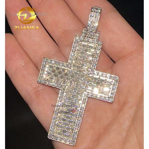 Zuanfa Joyería Religiosa Solid Sier Iced Out VVS Gra Baguette Moissanite Colgante de Cruz de Diamante