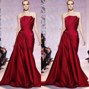 Zuhair Murad Donkere Rode Avondjurken Strapless Plooien Ruches Vloerlengte Formele Jurk Prom Gowns Red Carpet Runway Avondjurken