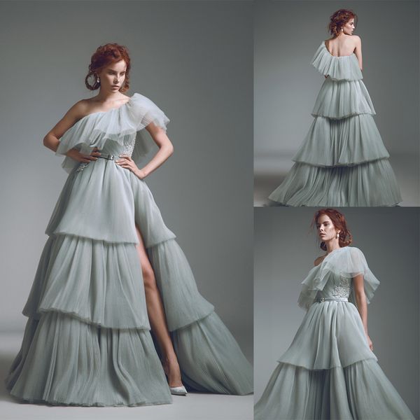 Robes de soirée Zuhair Murad 2020 One épaule Appliques de dentelle robes de bal à plusieurs niveaux de bal de bal de la longueur